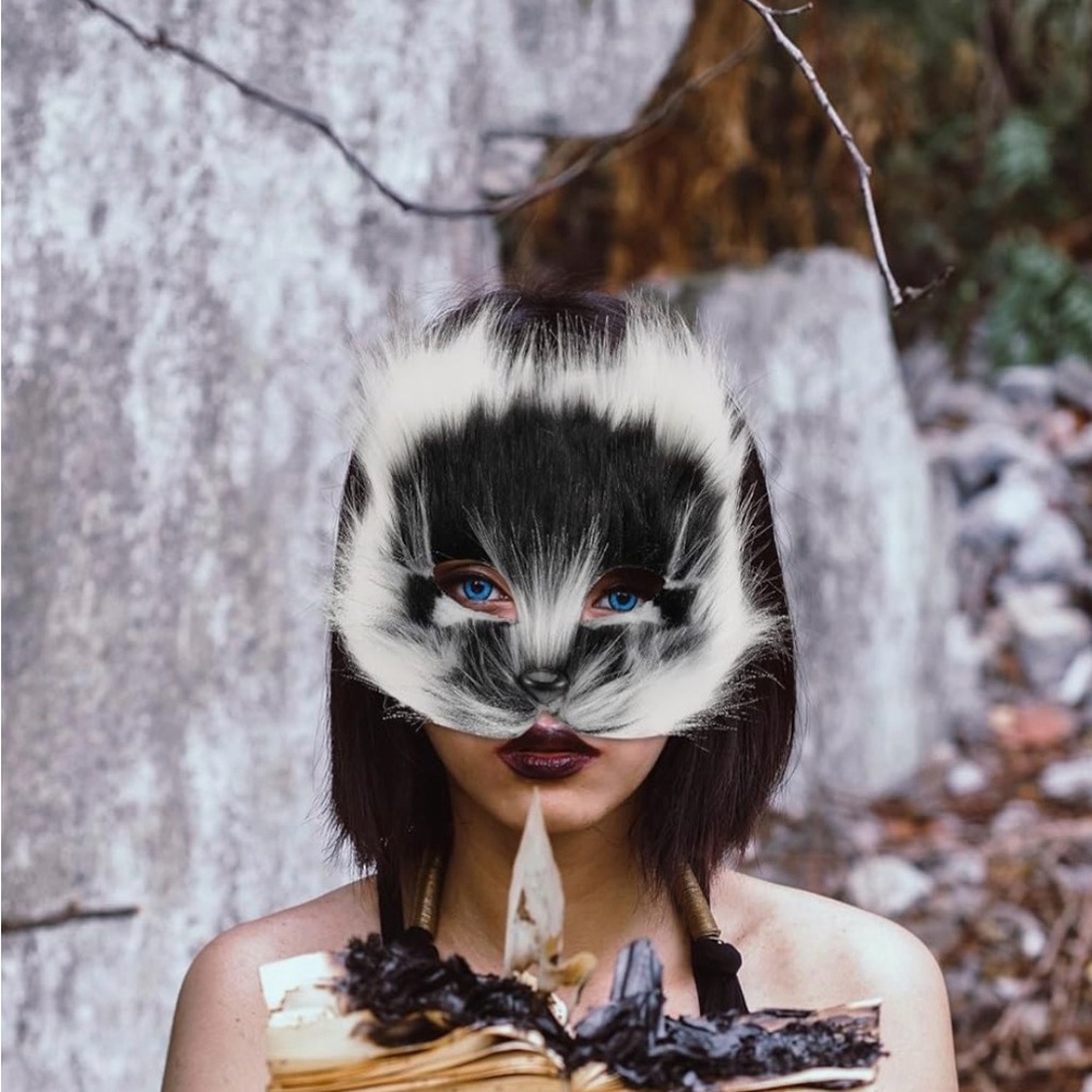 NWT Black and White Fur Fox Cosplay Mask